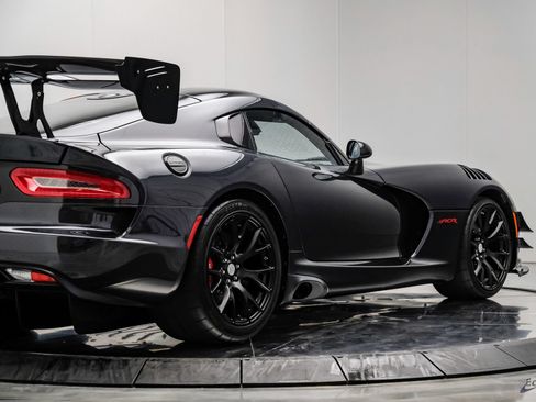Used 2017 Dodge Viper ACR w/ Extreme Aero Package RWD image 26