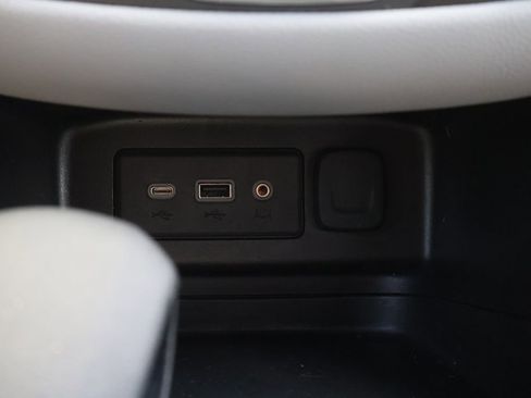 Used 2024 Chevrolet Equinox LS w/ LS Convenience Package image 23