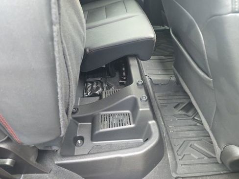 Used 2024 GMC Canyon AT4X w/ AT4X AEV Edition image 43