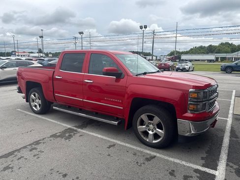 Used 2014 Chevrolet Silverado 1500 LT w/ Chrome Essentials Package AWD/4WD image 3