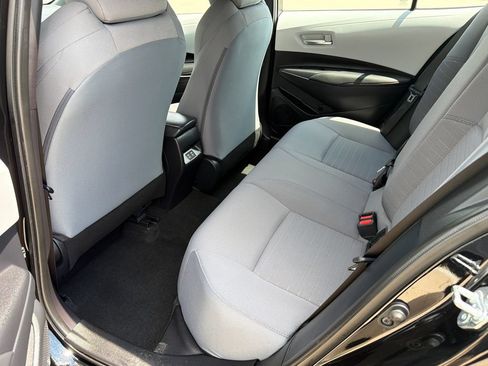 Used 2025 Toyota Corolla SE w/ SE Premium Package FWD image 15