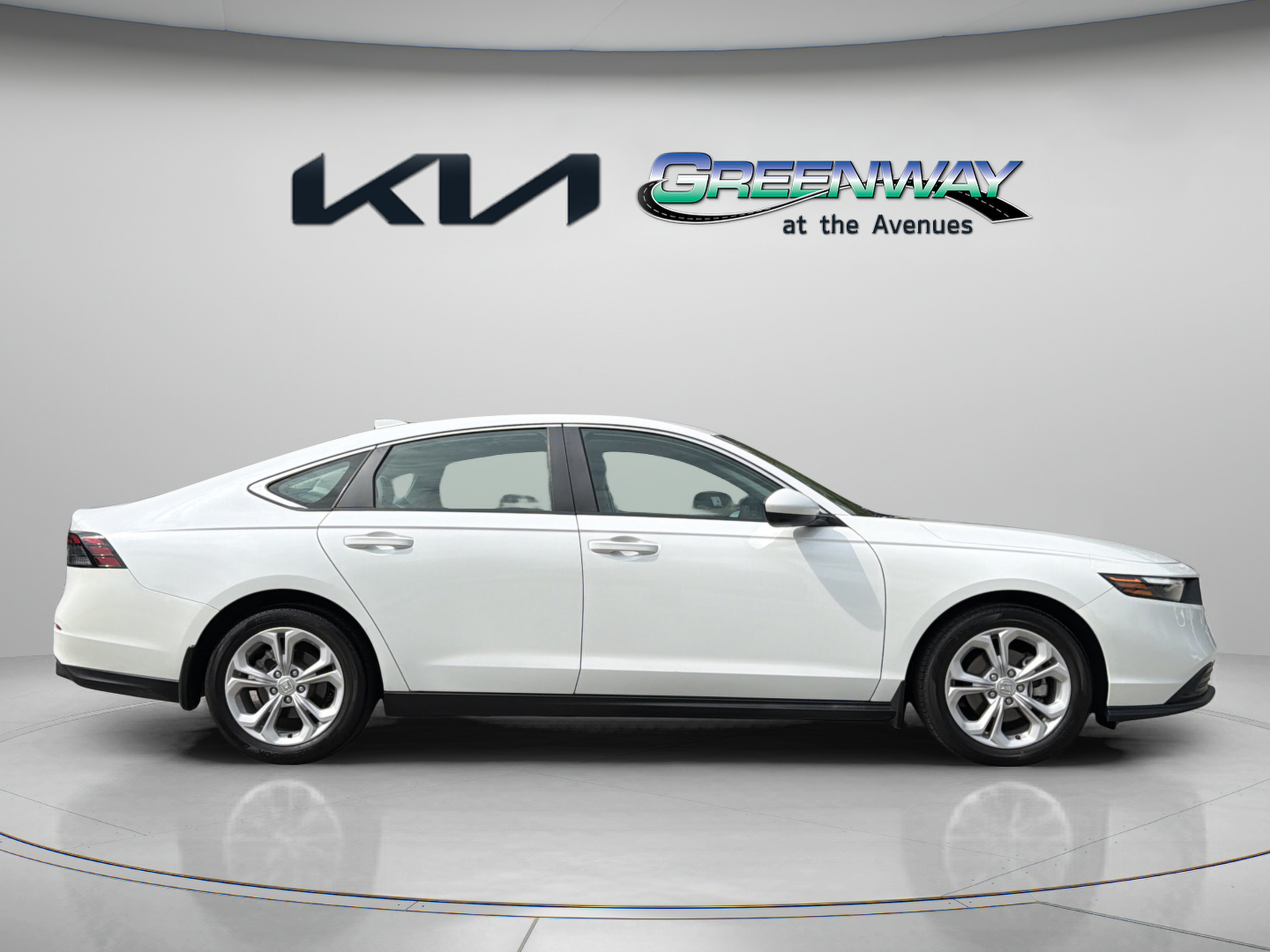 Used 2024 Honda Accord LX image 7