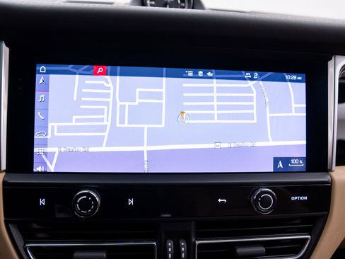 Certified 2022 Porsche Macan GTS image 20