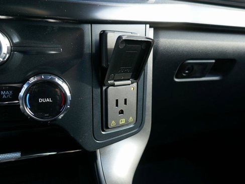 New 2026 Ford F150 Lariat w/ Equipment Group 501A Mid image 24