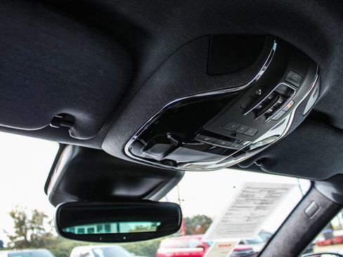 Used 2021 Maserati Levante S GranLusso image 40