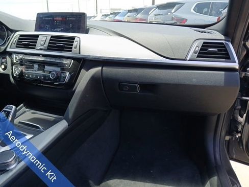 Used 2018 BMW 340i Sedan RWD image 15