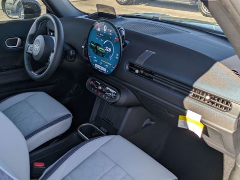 New 2026 MINI Cooper 2-Door Hardtop FWD image 24