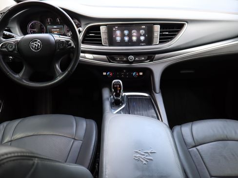 Used 2019 Buick Enclave Essence FWD image 25
