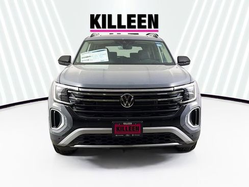 New 2026 Volkswagen Atlas Peak Edition AWD/4WD image 2