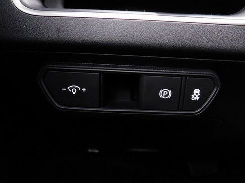 Used 2025 Kia K4 LXS image 43