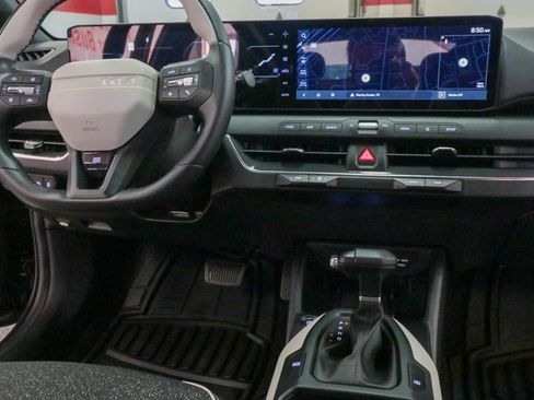 Used 2025 Kia K4 GT-Line image 30