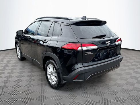 Used 2024 Toyota Corolla Cross LE FWD image 8