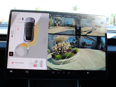 Used 2026 Tesla Model Y Long Range image 21