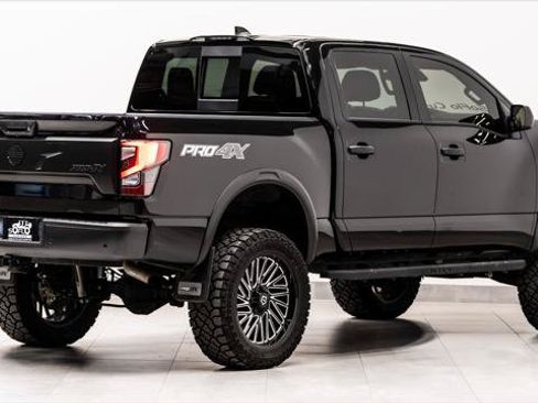 Used 2024 Nissan Titan PRO-4X w/ Pro-4x Utility Package AWD/4WD image 8