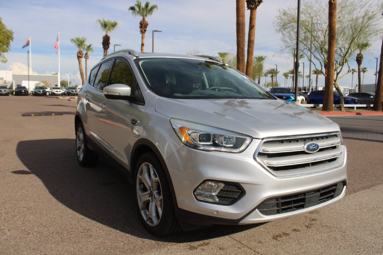 Used 2019 Ford Escape Titanium AWD/4WD image 9