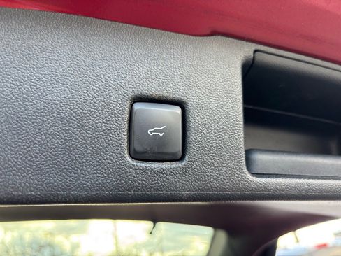 Used 2022 Ford Escape SE w/ Convenience Package image 11