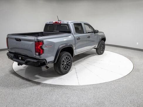 Used 2023 Chevrolet Colorado Trail Boss w/ Technology Package image 28