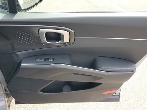 New 2026 Kia Sorento S w/ S Panoramic Sunroof Package image 10