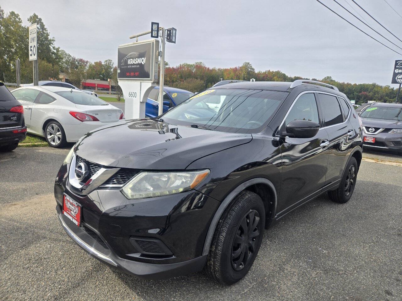 Used 2016 Nissan Rogue S w/ Appearance Package AWD/4WD image 1