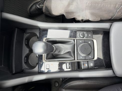 Used 2019 MAZDA MAZDA3 Sedan w/ Premium Package FWD image 11