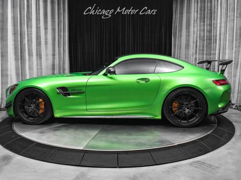 Used 2018 Mercedes-Benz AMG GT R image 27