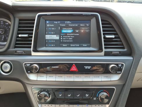 Used 2018 Hyundai Sonata SEL FWD image 26