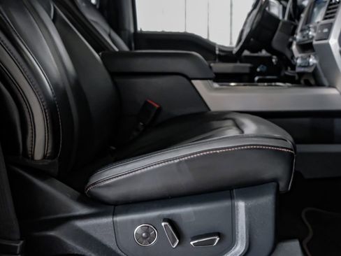 Used 2021 Ford F450 Platinum w/ FX4 Off-Road Package image 31