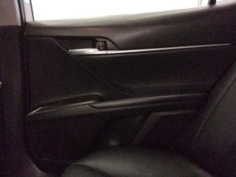 Used 2024 Toyota Camry SE image 42