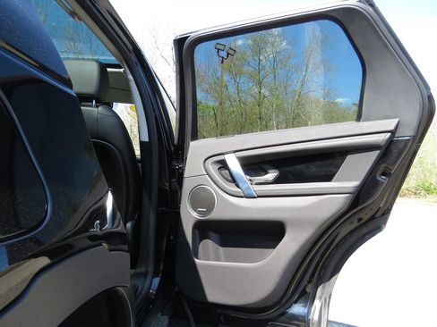 Used 2020 Land Rover Discovery Sport S AWD/4WD image 15