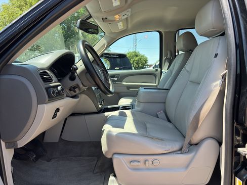 Used 2014 Chevrolet Tahoe LT w/ Suspension Package, Off-Road AWD/4WD image 13