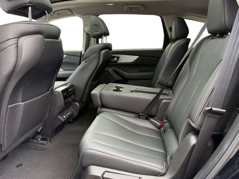 Used 2023 Acura MDX SH-AWD image 24