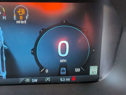 New 2025 Ford F150 Lariat w/ Equipment Group 501A Mid image 31