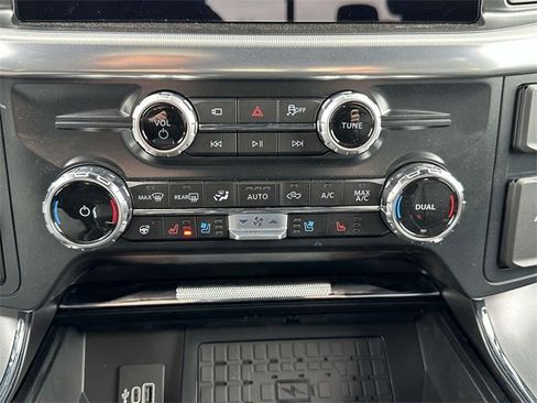 New 2025 Ford F150 Lariat w/ Equipment Group 502A High image 30