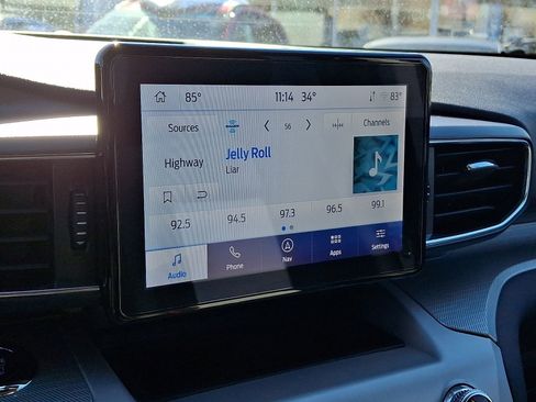 Used 2023 Ford Explorer XLT w/ Equipment Group 202A image 18