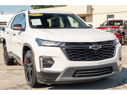 Used 2022 Chevrolet Traverse Premier w/ Redline Edition FWD image 37