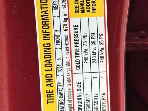 Used 2017 Chevrolet Colorado Z71 image 13