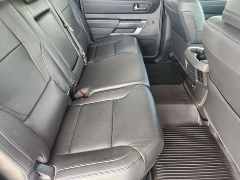 Used 2024 Toyota Tundra Platinum AWD/4WD image 31