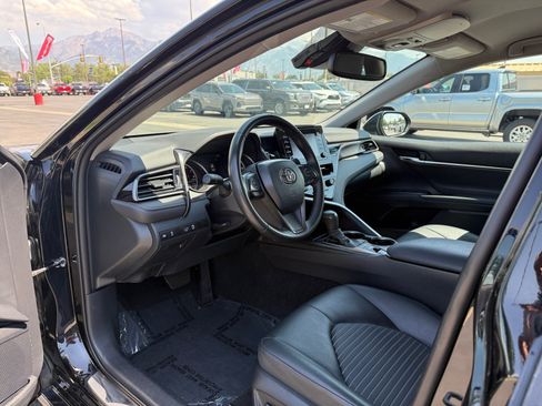 Used 2024 Toyota Camry SE w/ Convenience Package AWD/4WD image 10