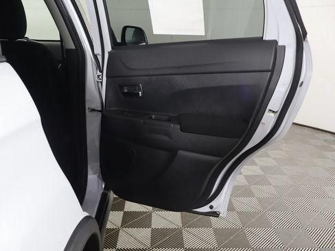 Used 2023 Mitsubishi Outlander Sport AWD image 22