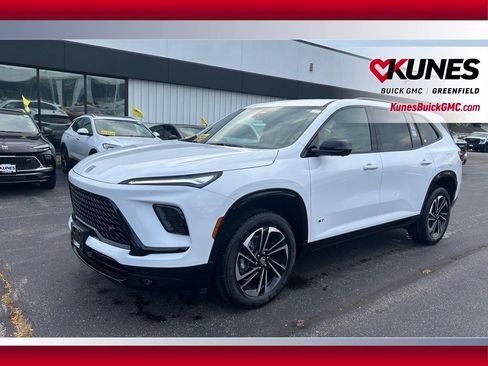 New 2026 Buick Enclave Sport Touring w/ LPO, Floor Liner Package image 4