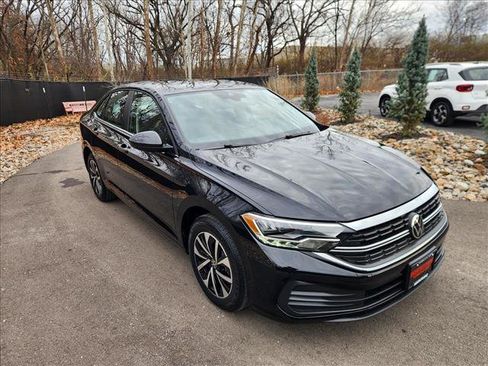 Certified 2024 Volkswagen Jetta S image 7