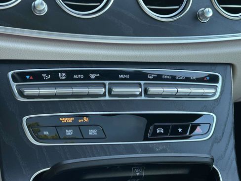 Certified 2023 Mercedes-Benz E 450 4MATIC Sedan image 33