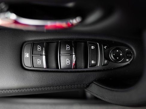 Used 2024 Nissan Armada SL w/ Cargo Package image 29