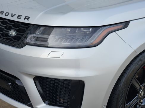 Used 2020 Land Rover Range Rover Sport HST image 8