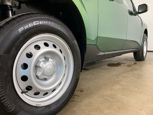 Used 2025 Ford Maverick XL image 9