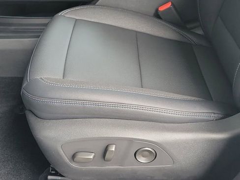 New 2026 Chevrolet Equinox EV LT FWD image 16