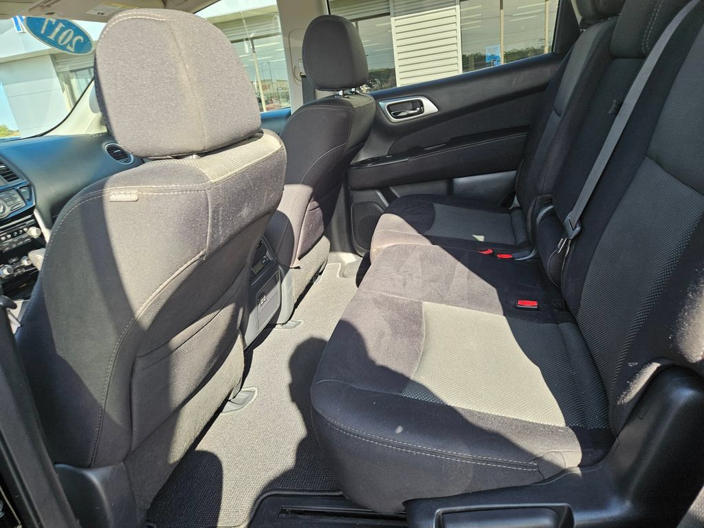 Used 2017 Nissan Pathfinder SV w/ SV Tech Package AWD/4WD image 20
