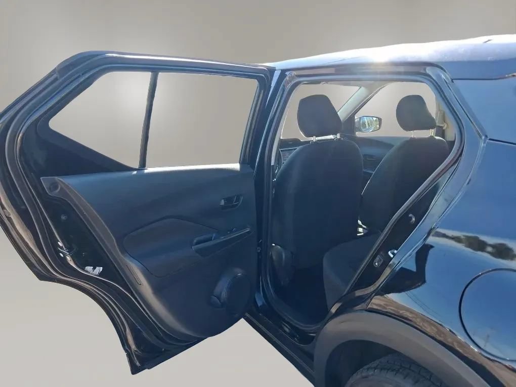 Used 2024 Nissan Kicks S FWD image 25