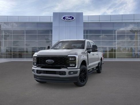 New 2026 Ford F250 XLT w/ XLT Premium Package AWD/4WD image 2