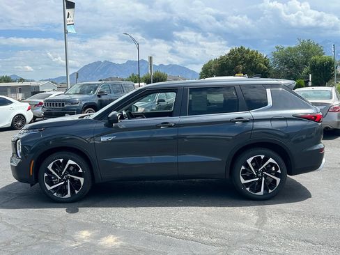 Used 2025 Mitsubishi Outlander 4WD Plug-In Hybrid image 8